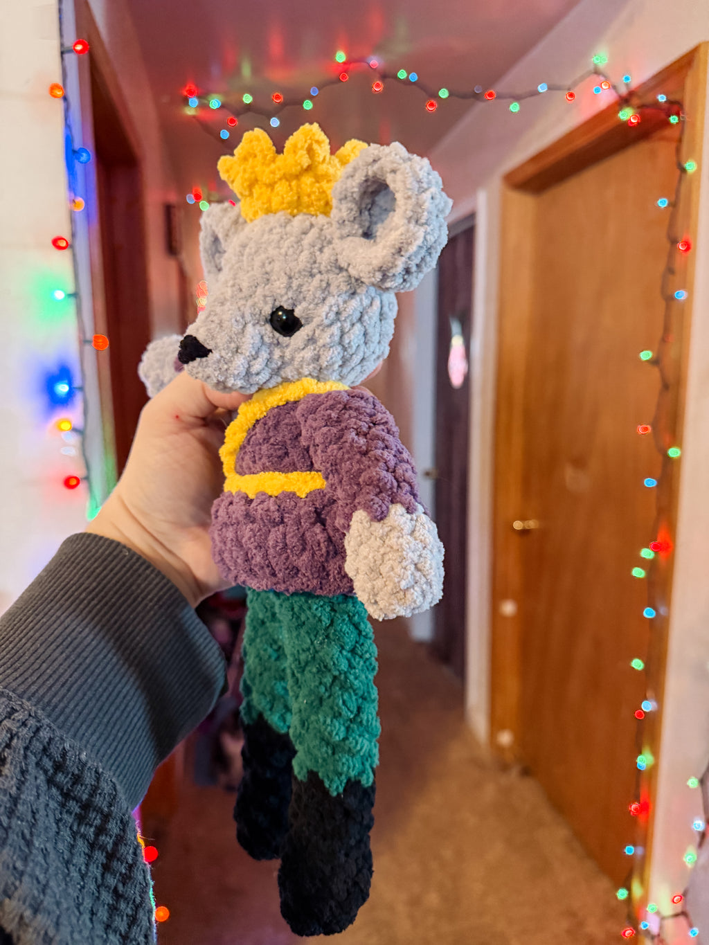 Classic Mouse King Crochet Pattern